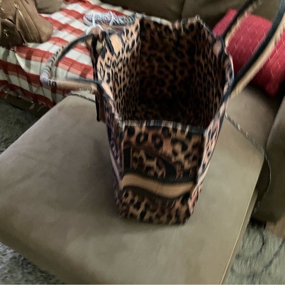 Christian Dior cheetah print canvas tote xl (fits books files laptops and more - Picture 5 of 6
